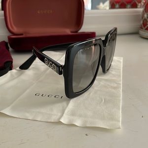 GUCCI Rhinestone Sunglasses